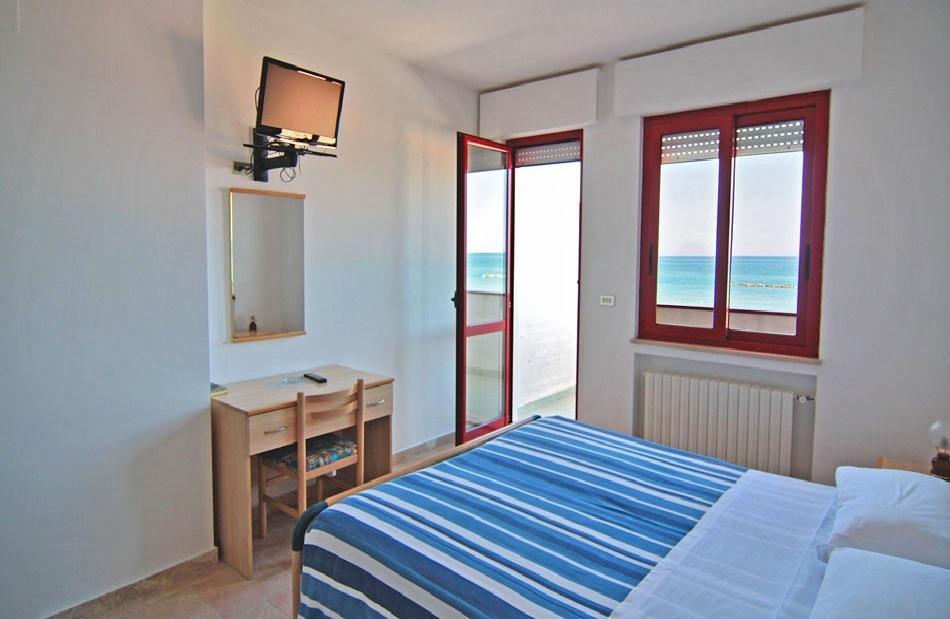 Hotel Palmarosa Roseto Degli Abruzzi Pokoj fotografie